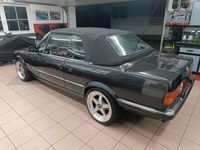 Gebraucht BMW 320 Cabriolet Performance 129 PS (94 kW) 1989 Schwarz Cabrio
