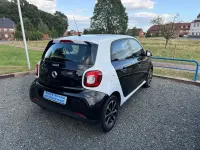 Gebraucht Smart ForFour 71 PS (52 kW) 2014 Schwarz Kleinwagen