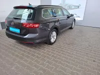 Gebraucht VW Passat Business 150 PS (110 kW) 2023 Grau Kombi