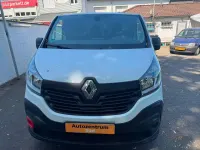 Gebraucht Renault Trafic Komfort 121 PS (88 kW) 2019 Gletscherweiss Van / Kleinbus