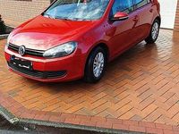 Gebraucht VW Golf VI 80 PS (58 kW) 2010 Rot Kleinwagen