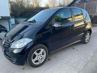 Gebraucht Mercedes A160 95 PS (69 kW) 2012 Kosmosschwarz  metalliclack Kleinwagen