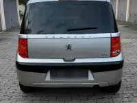 Gebraucht Peugeot 1007 85 PS (62 kW) 2005 Braun Van / Kleinbus