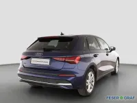 Gebraucht Audi A3 Ambiente 150 PS (110 kW) 2025 Navarrablau metallic Limousine