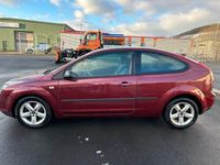 Gebraucht Ford Focus Sport 101 PS (74 kW) 2005 Rot Kleinwagen