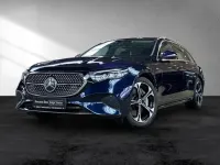 Gebraucht Mercedes 300 Avantgarde 197 PS (144 kW) 2025 Nautikblau (metallic) Kombi