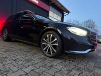 Gebraucht Mercedes E300 Avantgarde 194 PS (142 kW) 2022 Schwarz Kombi