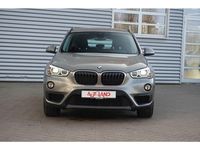 Gebraucht BMW X1 140 PS (102 kW) 2017 Platingraumet. (metallic) SUV
