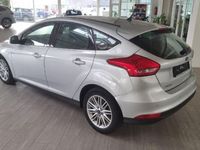 Gebraucht Ford Focus Cool & Connect 125 PS (91 kW) 2018 Polarsilber metallic (metallic) Limousine