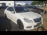 Gebraucht Mercedes E220 170 PS (125 kW) 2012 Schwarz Limousine