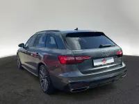Gebraucht Audi A4 S-Line 204 PS (150 kW) 2023 Grau Kombi