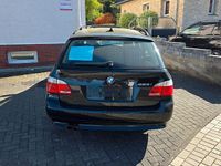Gebraucht BMW 523 177 PS (130 kW) 2005 Schwarz Kombi