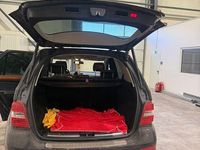 Gebraucht Mercedes ML500 387 PS (284 kW) 2010 Schwarz SUV