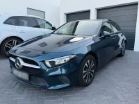 Gebraucht Mercedes A180 Style 116 PS (85 kW) 2020 Blau Limousine