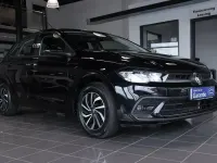 Gebraucht VW Polo Life 95 PS (69 kW) 2025 Deep black perleffekt Kleinwagen