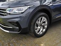 Gebraucht VW Tiguan Elegance 150 PS (110 kW) 2020 Grau SUV