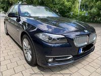 Gebraucht BMW 530 258 PS (189 kW) 2014 Blau Kombi
