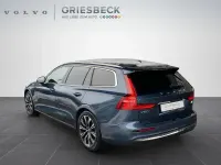 Używany Volvo V60 Plus 455 KM (334 kW) 2022 Niebieski Kombi