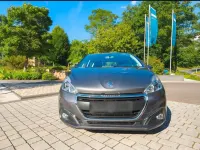 Gebraucht Peugeot 208 Active 83 PS (61 kW) 2019 Grau Kleinwagen