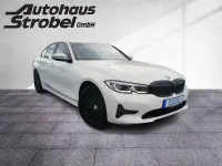 Używany BMW 320 Advantage 190 KM (139 kW) 2019 Biały Sedan/Limuzyna