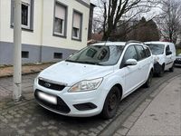 Gebraucht Ford Focus 109 PS (80 kW) 2009 Weiß Kombi