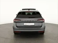 Gebraucht Skoda Superb Selection 193 PS (141 kW) 2024 Grau Kombi