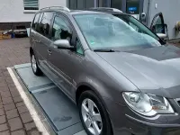 Gebraucht VW Touran 140 PS (102 kW) 2007 Grau Van / Kleinbus