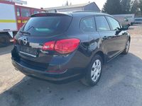 Gebraucht Opel Astra Edition 140 PS (102 kW) 2011 Schwarz Kombi