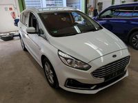 Gebraucht Ford S-MAX Titanium 150 PS (110 kW) 2022 Weiß Van / Kleinbus