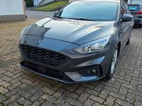 Gebraucht Ford Focus ST-Line 150 PS (110 kW) 2019 Grau Limousine
