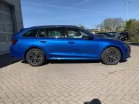 Gebraucht Skoda Octavia Selection 150 PS (110 kW) 2024 Blau Kombi