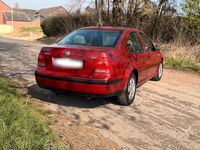 Gebraucht VW Bora 1999 Rot Limousine