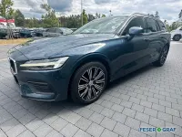 Gebraucht Volvo V60 Momentum 150 PS (110 kW) 2018 Blau Kombi