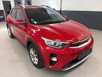 Gebraucht Kia Stonic 120 PS (88 kW) 2018 Rot SUV