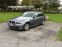 Gebraucht BMW 318 143 PS (105 kW) 2009 Grau Kombi