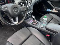 Gebraucht Mercedes CLA180 122 PS (89 kW) 2016 Schwarz Limousine