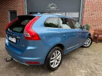 Second-hand Volvo XC60 Summum 190 CP (139 kW) 2017 Albastru SUV
