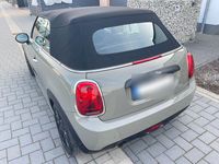 Gebraucht Mini ONE 102 PS (75 kW) 2019 Grau Kleinwagen