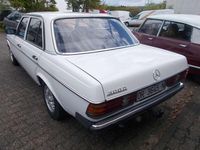 Gebraucht Mercedes 300 88 PS (64 kW) 1984 Weiß Limousine