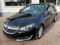 Usado Opel Insignia Innovation 170 HP (125 kW) 2017 Preto Carrinha