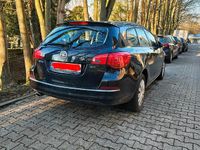 Gebraucht Opel Astra 165 PS (121 kW) 2015 Schwarz Kombi