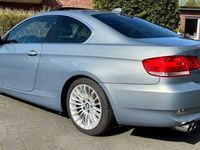 gebraucht BMW 325 i Coupé E92 *Leder *Xenon*Schiebedach