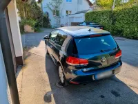 Gebraucht VW Golf VI 105 PS (77 kW) 2011 Blau Kleinwagen