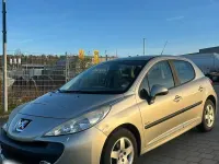 Gebraucht Peugeot 207 Urban Move 95 PS (69 kW) 2008 Grau Limousine
