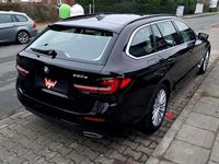 Gebraucht BMW 530e Sport Line 292 PS (214 kW) 2021 Schwarz Kombi