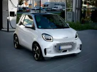 Gebraucht Smart ForTwo Coupé Exclusive 60 kW (82 PS) 2023 Weiß Kleinwagen