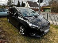 Second-hand Ford S-MAX S 150 CP (110 kW) 2017 Negru Monovolum