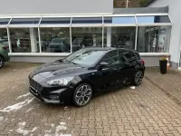 Usado Ford Focus ST-Line 150 CV (110 kW) 2019 Negro Berlina