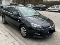 Gebraucht Opel Astra Energy 140 PS (102 kW) 2014 Schwarz Kombi