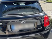 Usata Mini ONE 102 CV (75 kW) 2017 Nero Utilitaria